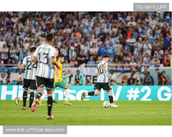 “比亚尔巴在阿根廷美洲狮队的传球与组织能力，展现非凡才华”